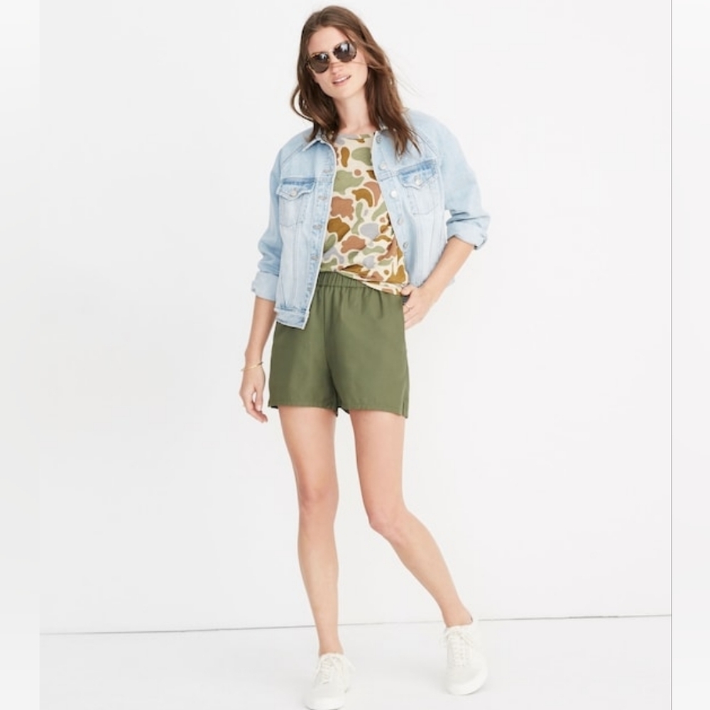 Madewell Pull-On Shorts In Palm Green